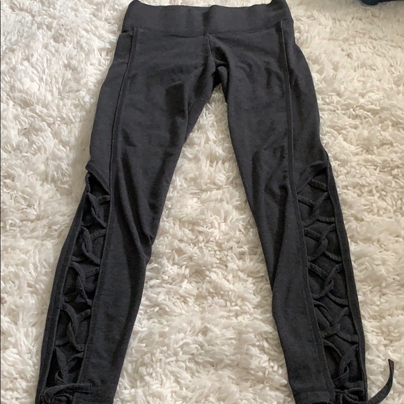 Victoria's Secret Pants - NWOT 7/8 Tie sides Victoria secret sport